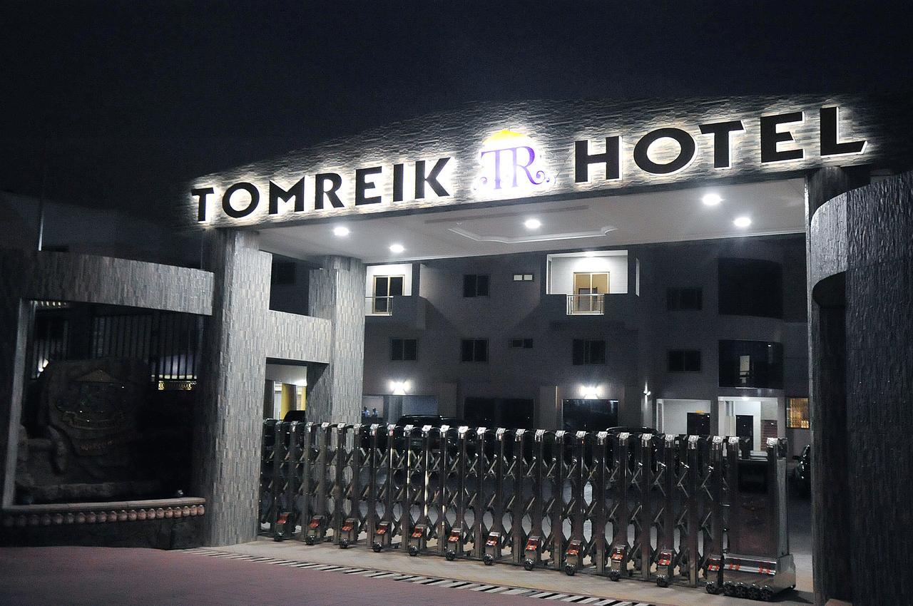 Tomreik Hotel Akkra Exterior foto